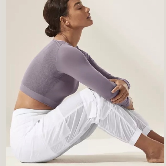 Athleta Parachute Cargo Pants - Picture 2 of 4